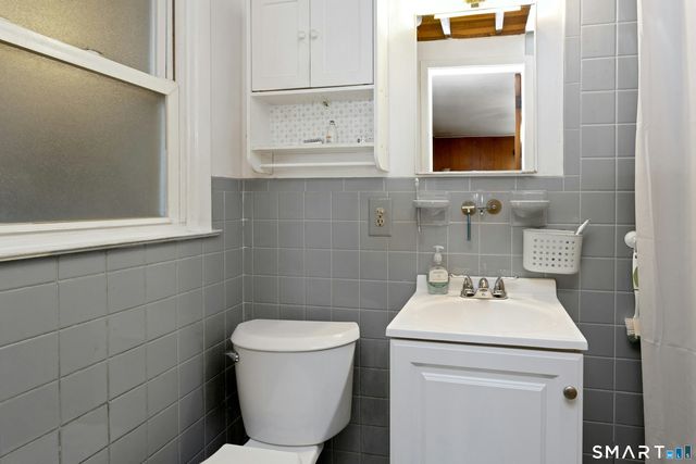 14 Hilltop Avenue, Stamford, CT 06907