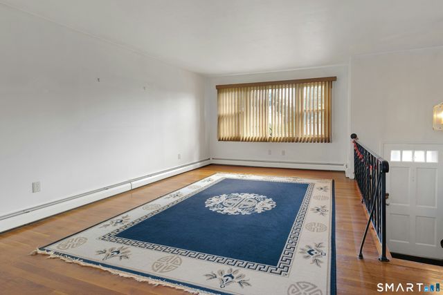 14 Hilltop Avenue, Stamford, CT 06907