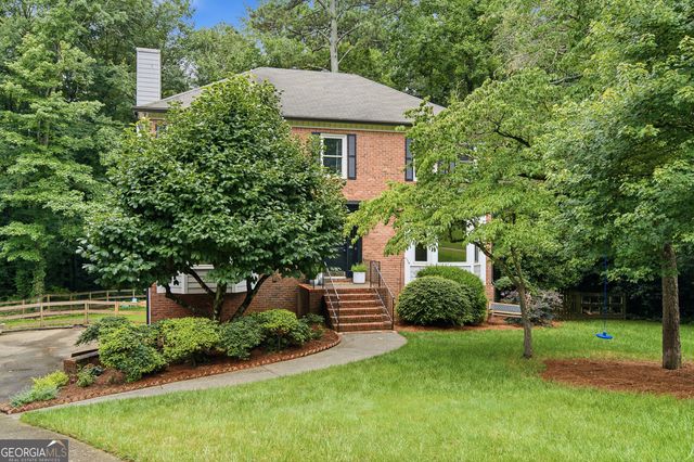 1430 Shadowrock Court NE, Marietta, GA 30062
