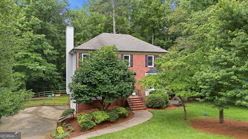 1430 Shadowrock Court NE, Marietta, GA 30062