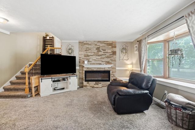 2227 Newlove Road 2227 Newlove Road, South Charleston, OH 45368