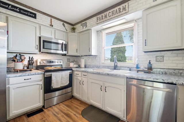 2227 Newlove Road 2227 Newlove Road, South Charleston, OH 45368