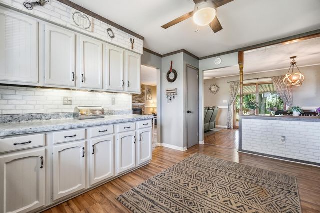 2227 Newlove Road 2227 Newlove Road, South Charleston, OH 45368