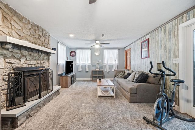 2227 Newlove Road 2227 Newlove Road, South Charleston, OH 45368