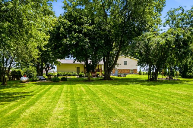 2227 Newlove Road 2227 Newlove Road, South Charleston, OH 45368