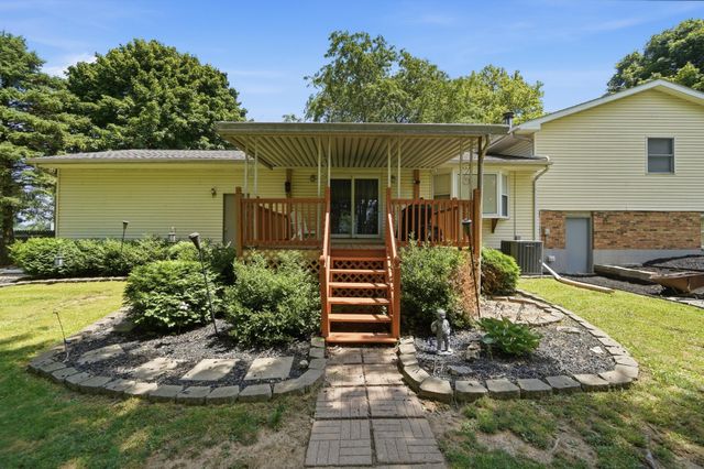 2227 Newlove Road 2227 Newlove Road, South Charleston, OH 45368