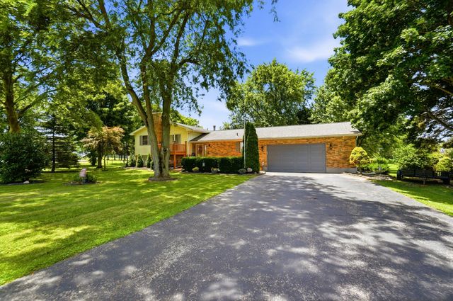 2227 Newlove Road 2227 Newlove Road, South Charleston, OH 45368