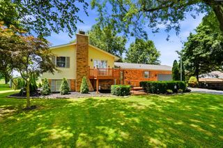 2227 Newlove Road 2227 Newlove Road, South Charleston, OH 45368