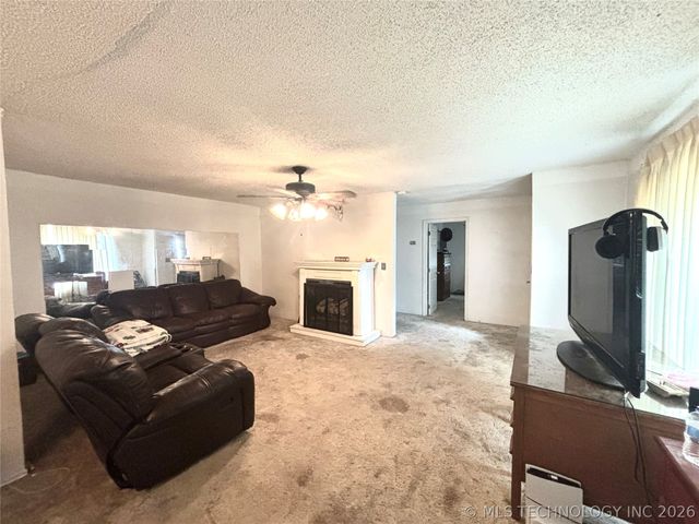 918 Harvey Road, Ardmore, OK 73401