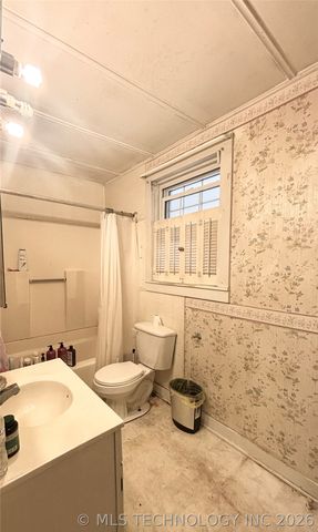 918 Harvey Road, Ardmore, OK 73401