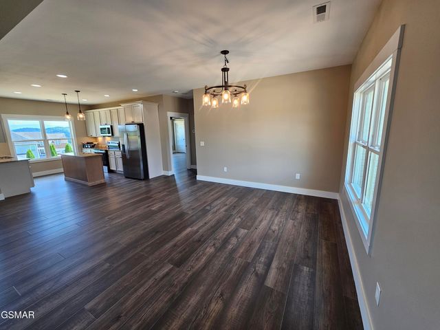 2711 Vista Meadows Lane, Sevierville, TN 37876