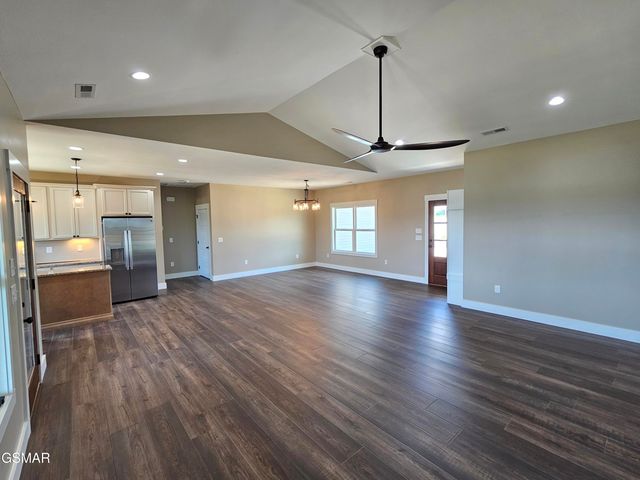 2711 Vista Meadows Lane, Sevierville, TN 37876