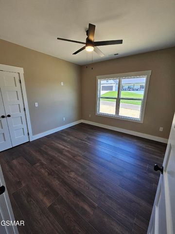 2711 Vista Meadows Lane, Sevierville, TN 37876