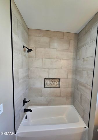 2711 Vista Meadows Lane, Sevierville, TN 37876