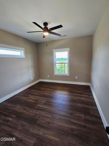 2711 Vista Meadows Lane, Sevierville, TN 37876