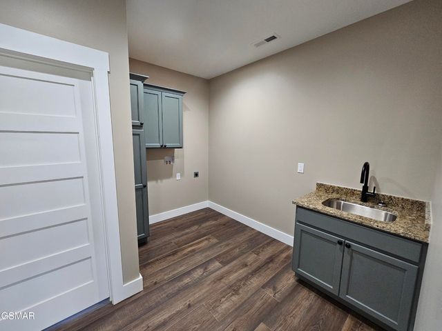 2711 Vista Meadows Lane, Sevierville, TN 37876