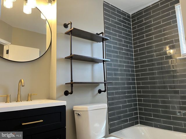 2942 ARLAN AVE, Philadelphia, PA 19136