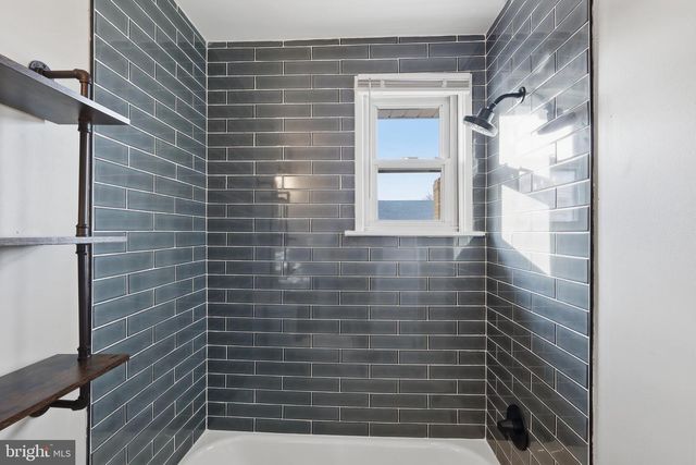 2942 ARLAN AVE, Philadelphia, PA 19136