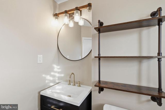 2942 ARLAN AVE, Philadelphia, PA 19136