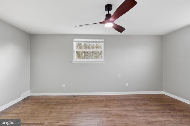 2942 ARLAN AVE, Philadelphia, PA 19136