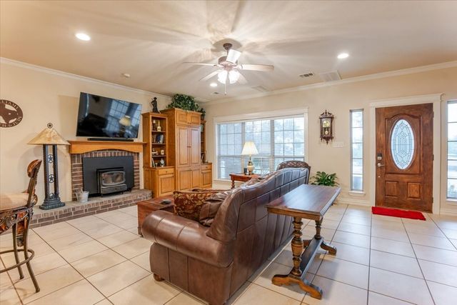 2295 County Road 326, Glen Rose, TX 76043