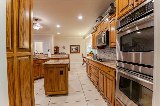 2295 County Road 326, Glen Rose, TX 76043
