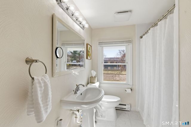 17 Pioneer Drive, Enfield, CT 06082