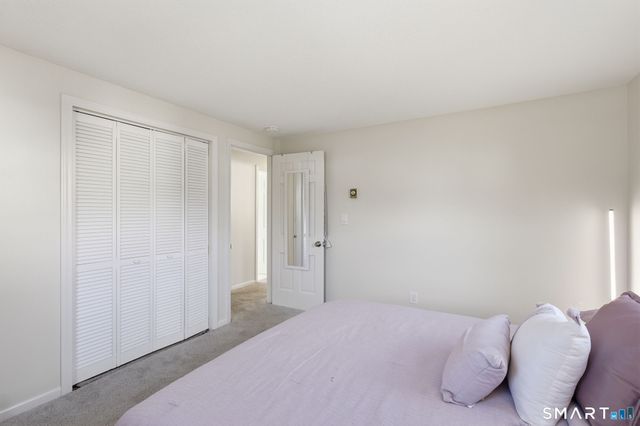 17 Pioneer Drive, Enfield, CT 06082