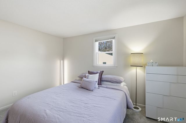 17 Pioneer Drive, Enfield, CT 06082