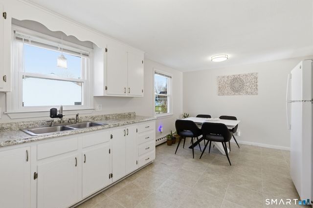 17 Pioneer Drive, Enfield, CT 06082