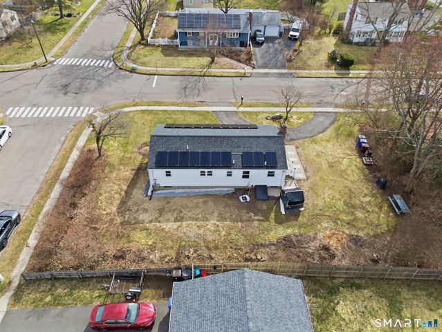 17 Pioneer Drive, Enfield, CT 06082