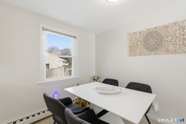 17 Pioneer Drive, Enfield, CT 06082