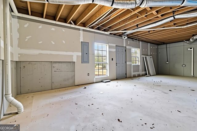 2119 Tudor Castle Way, Decatur, GA 30035