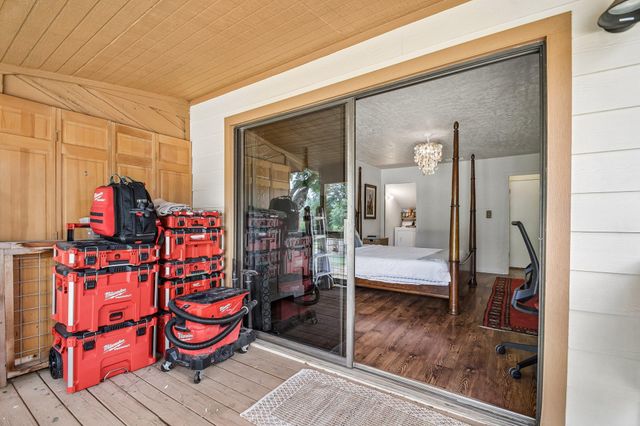 14 Cypress Fairway VLG, Wimberley, TX 78676