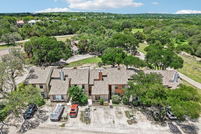14 Cypress Fairway VLG, Wimberley, TX 78676