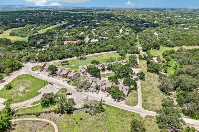 14 Cypress Fairway VLG, Wimberley, TX 78676