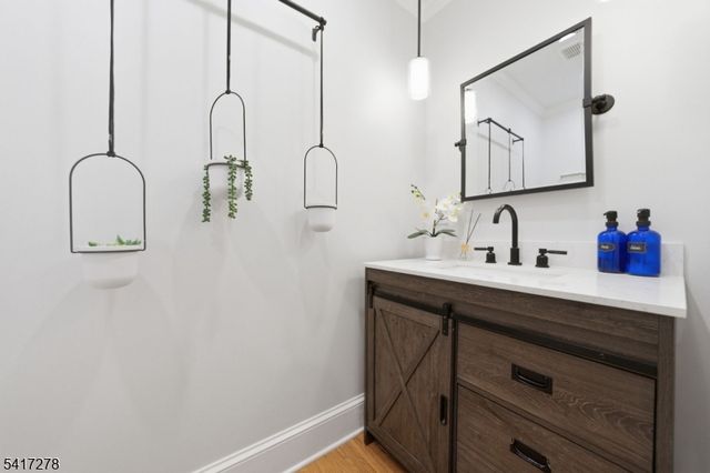 30 Powerville Rd, Mountain Lakes Boro, NJ 07046