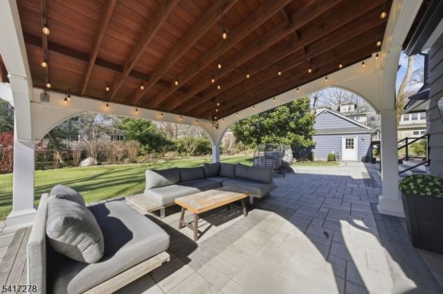 30 Powerville Rd, Mountain Lakes Boro, NJ 07046