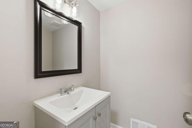 127 Old Rosser Road SW, Lilburn, GA 30047