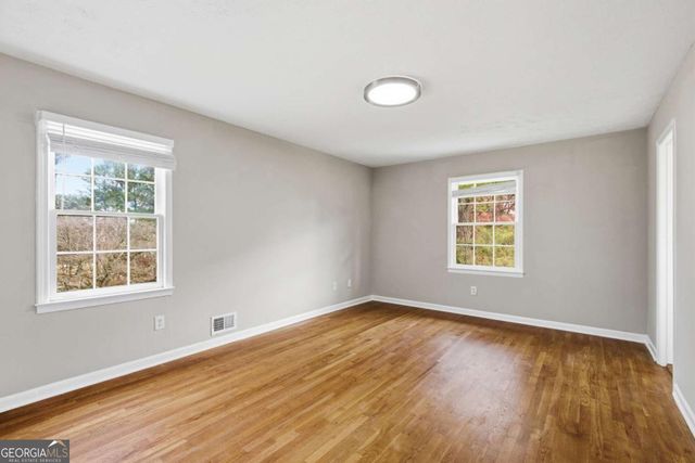 127 Old Rosser Road SW, Lilburn, GA 30047