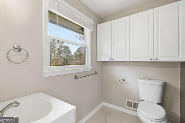 127 Old Rosser Road SW, Lilburn, GA 30047