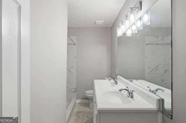 127 Old Rosser Road SW, Lilburn, GA 30047