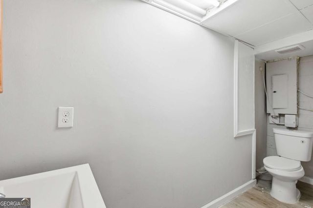 127 Old Rosser Road SW, Lilburn, GA 30047