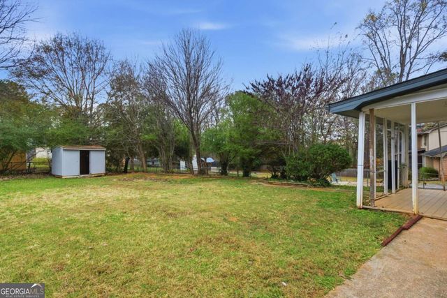 127 Old Rosser Road SW, Lilburn, GA 30047