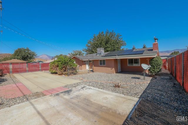 6300 Lynch Canyon Drive, Lake Isabella, CA 93240