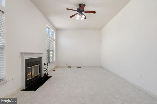 1226 BARKSDALE DR NE, Leesburg, VA 20176