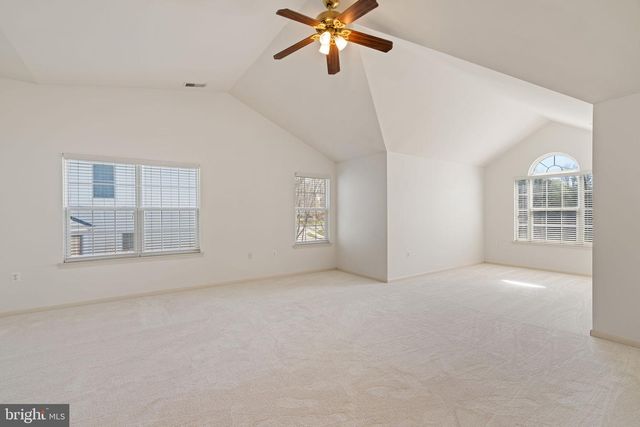 1226 BARKSDALE DR NE, Leesburg, VA 20176