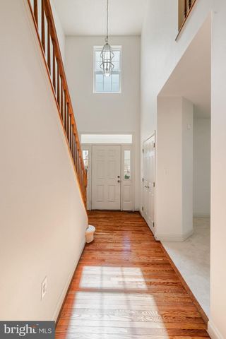 1226 BARKSDALE DR NE, Leesburg, VA 20176