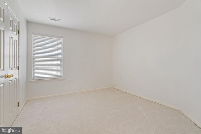 1226 BARKSDALE DR NE, Leesburg, VA 20176