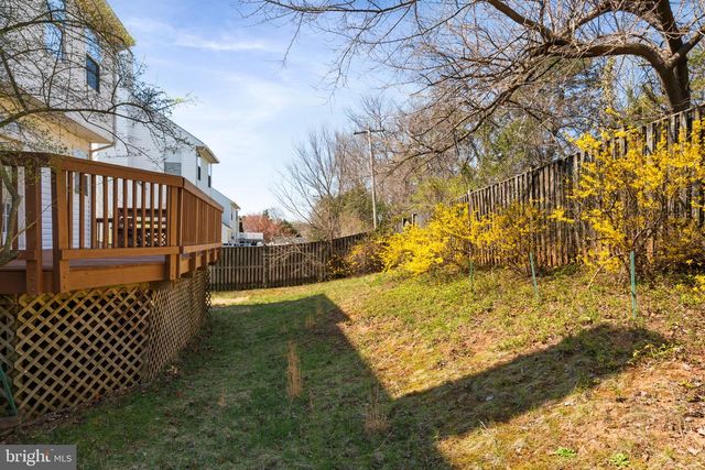 1226 BARKSDALE DR NE, Leesburg, VA 20176